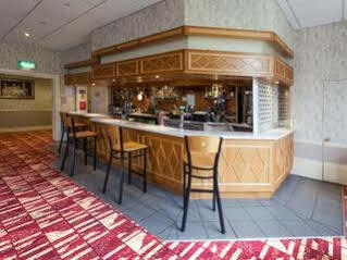Отель Heathlands 3*